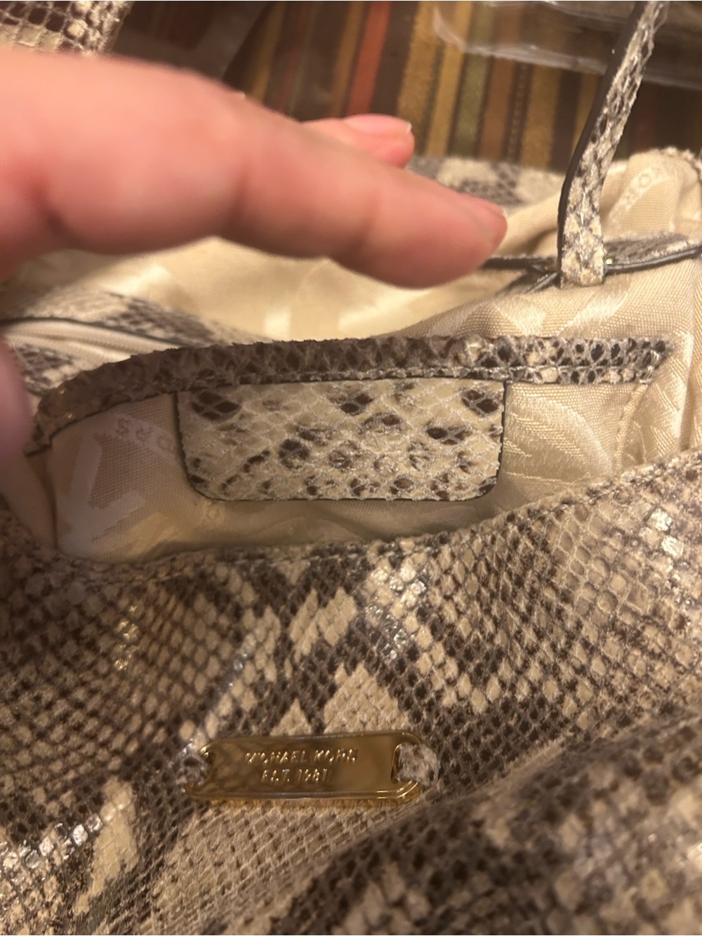 Michael Kors Taupe Snake-Print Shoulder Bag with Gold Chain Detail - Picture 5 of 7